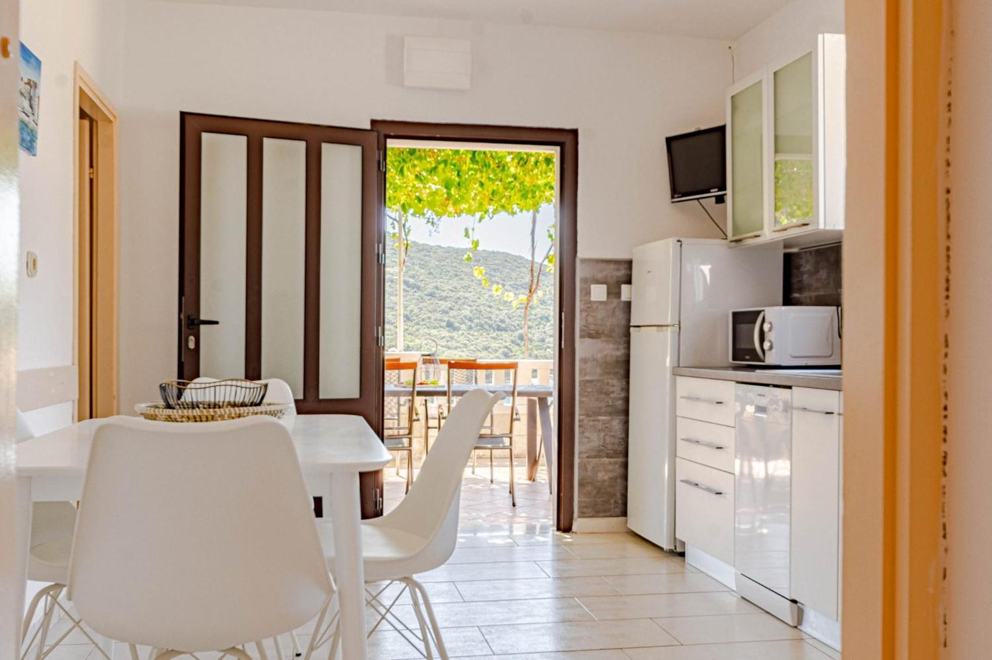 Seaside Apartments With A Swimming Pool Tri Zala, Korcula - 558 Zrnovo 客房 照片